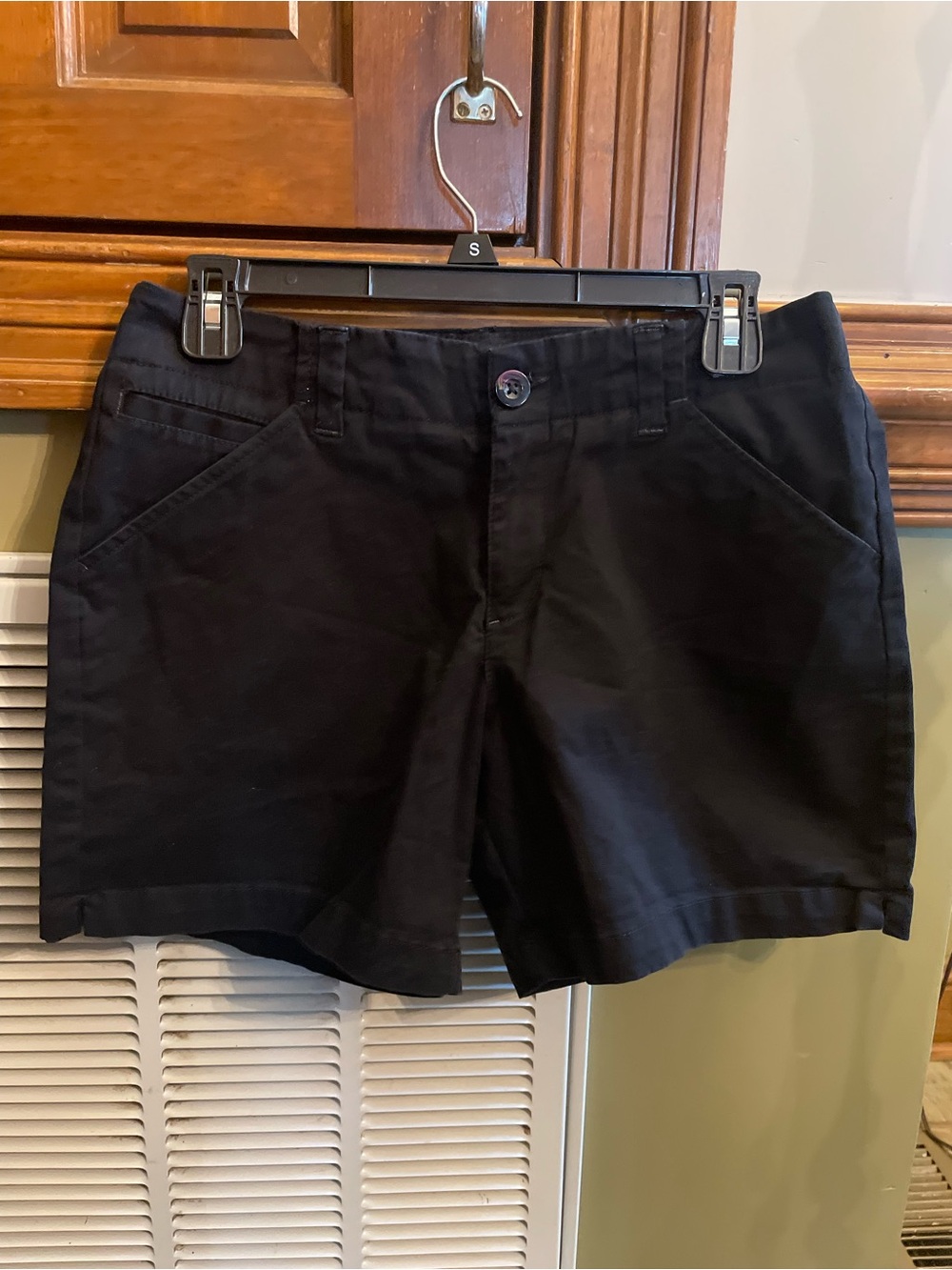 Lee Midrise Fit Women’s Casual Cotton/Spandex Black Women's Shorts Size 8 Medium